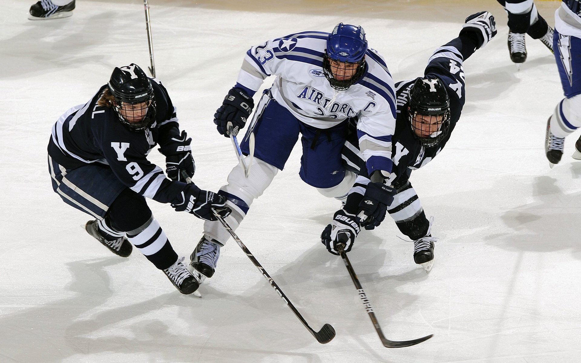 德甲青训项目视觉注意力训练对空间感知的影响，视觉注意稳定训练